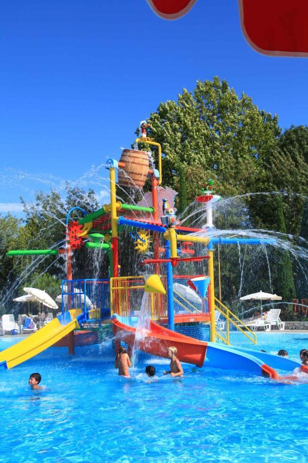 Camping Bella Italia In Peschiera Del Garda - Gardasee Exterior foto