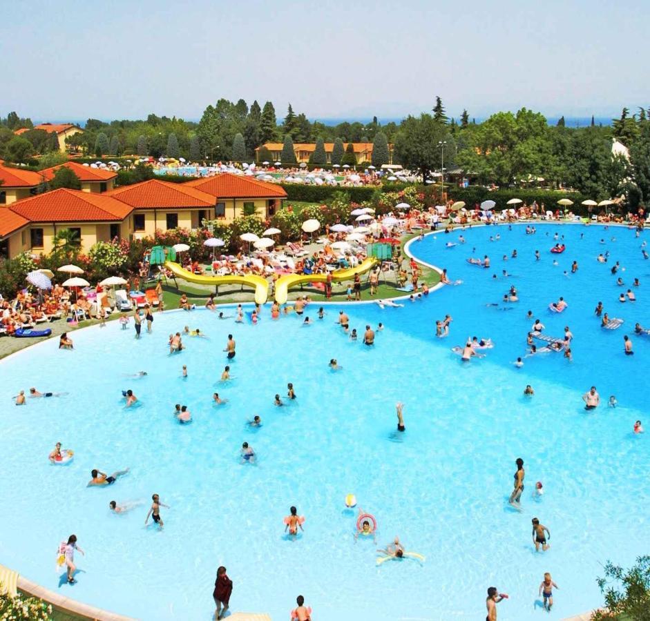 Ferienwohnung Camping Bella Italia In Peschiera Del Garda - Gardasee Exterior foto