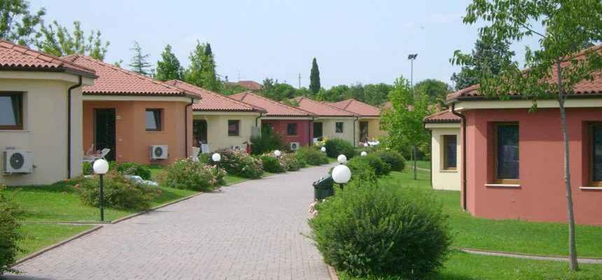 Ferienwohnung Camping Bella Italia In Peschiera Del Garda - Gardasee Exterior foto