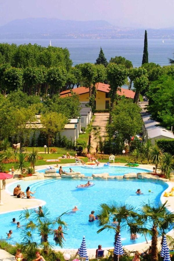 Ferienwohnung Camping Bella Italia In Peschiera Del Garda - Gardasee Exterior foto